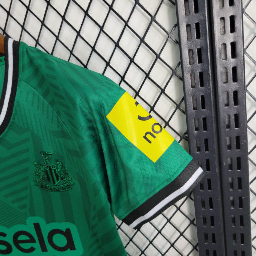 Kit Infantil Newcastle Away 23/24