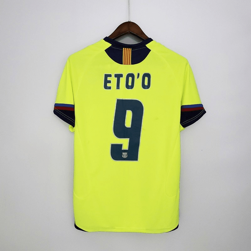 Camisa Retrô Fc Barcelona 2005/06 Away
