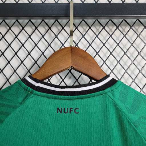 Kit Infantil Newcastle Away 23/24