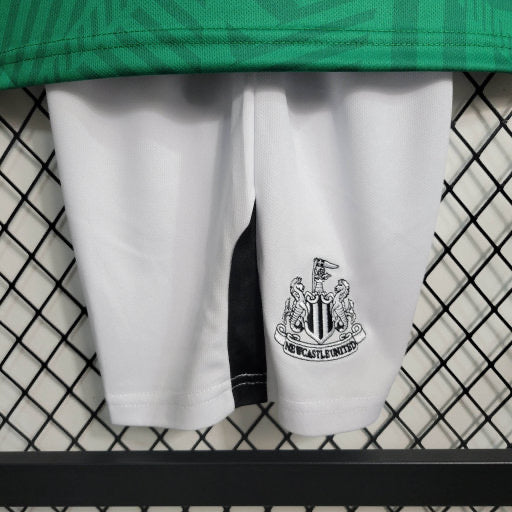Kit Infantil Newcastle Away 23/24